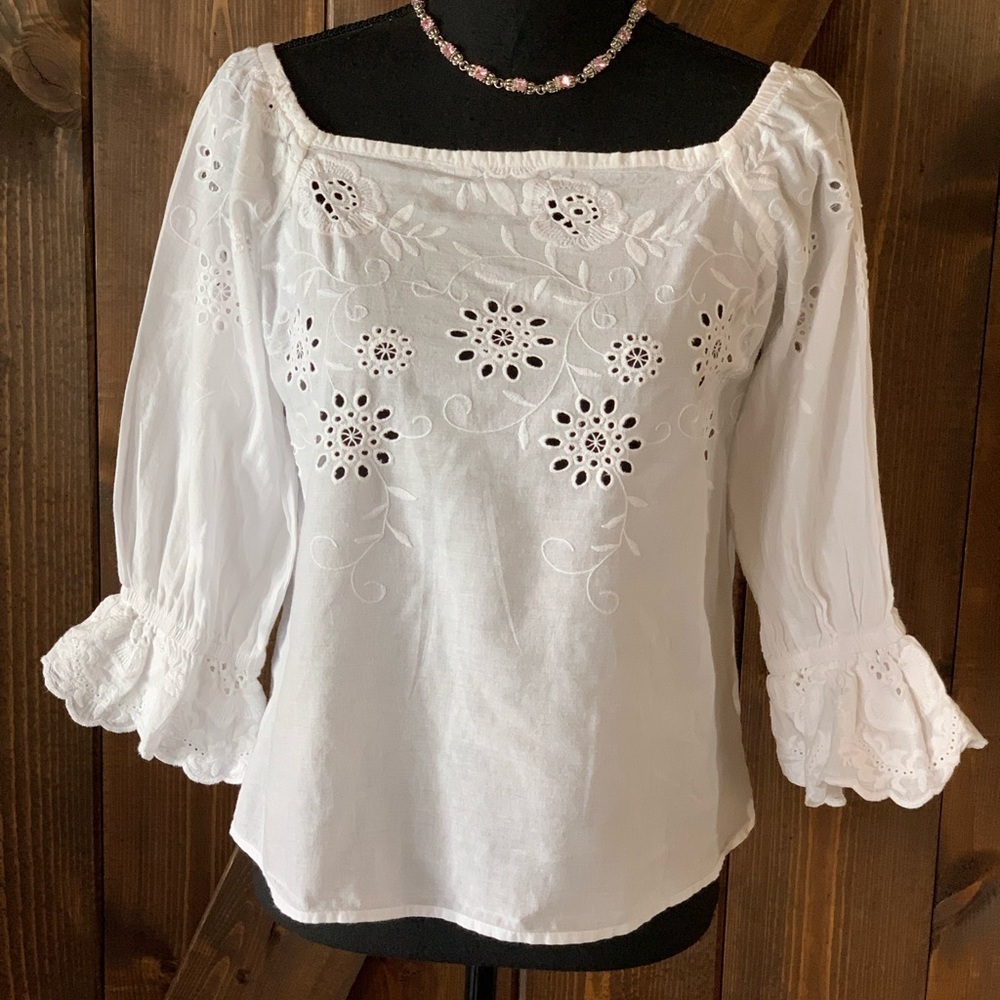 Charlotte Russe Embroidery White‎ Eyelet Top